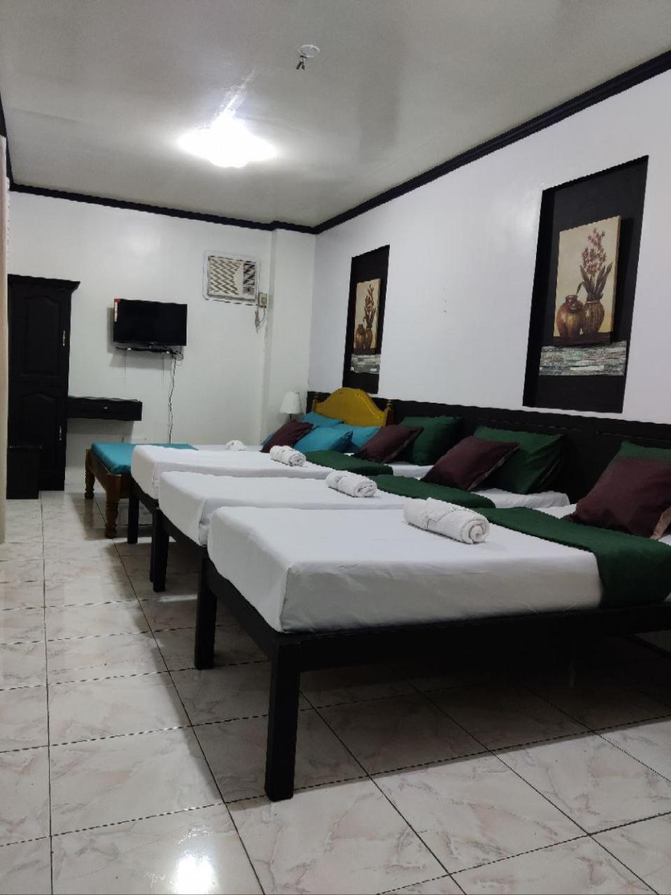 Center Parkway Pension House Kalibo Zewnętrze zdjęcie
